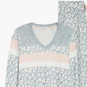 Nordstrom PJ Salvage Peachy Pajamas GREY Size Small